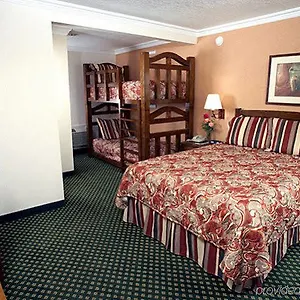 Park Vue 2*, Anaheim United States